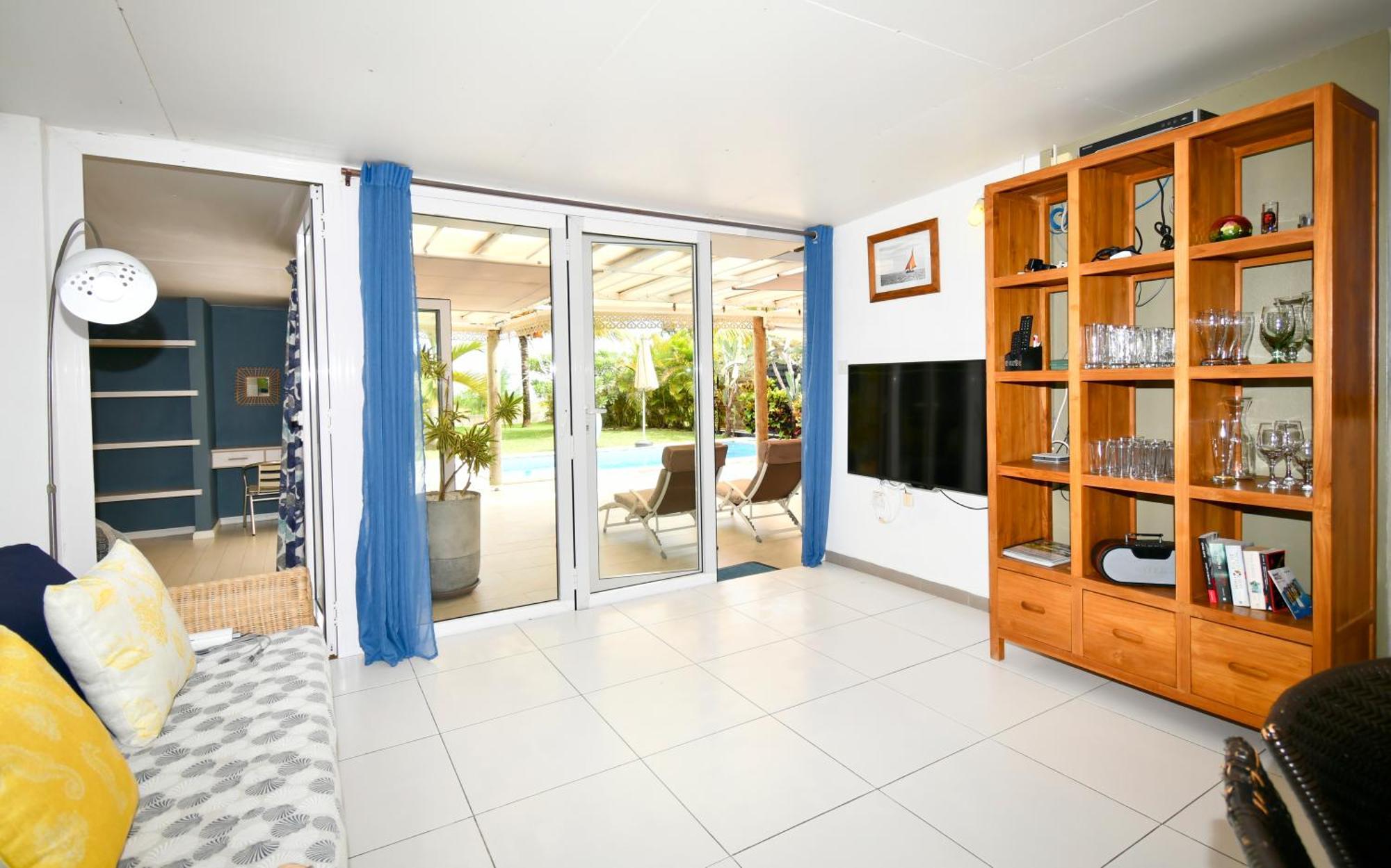 Chalet Kestrel With Pool On The Beach Riambel Extérieur photo