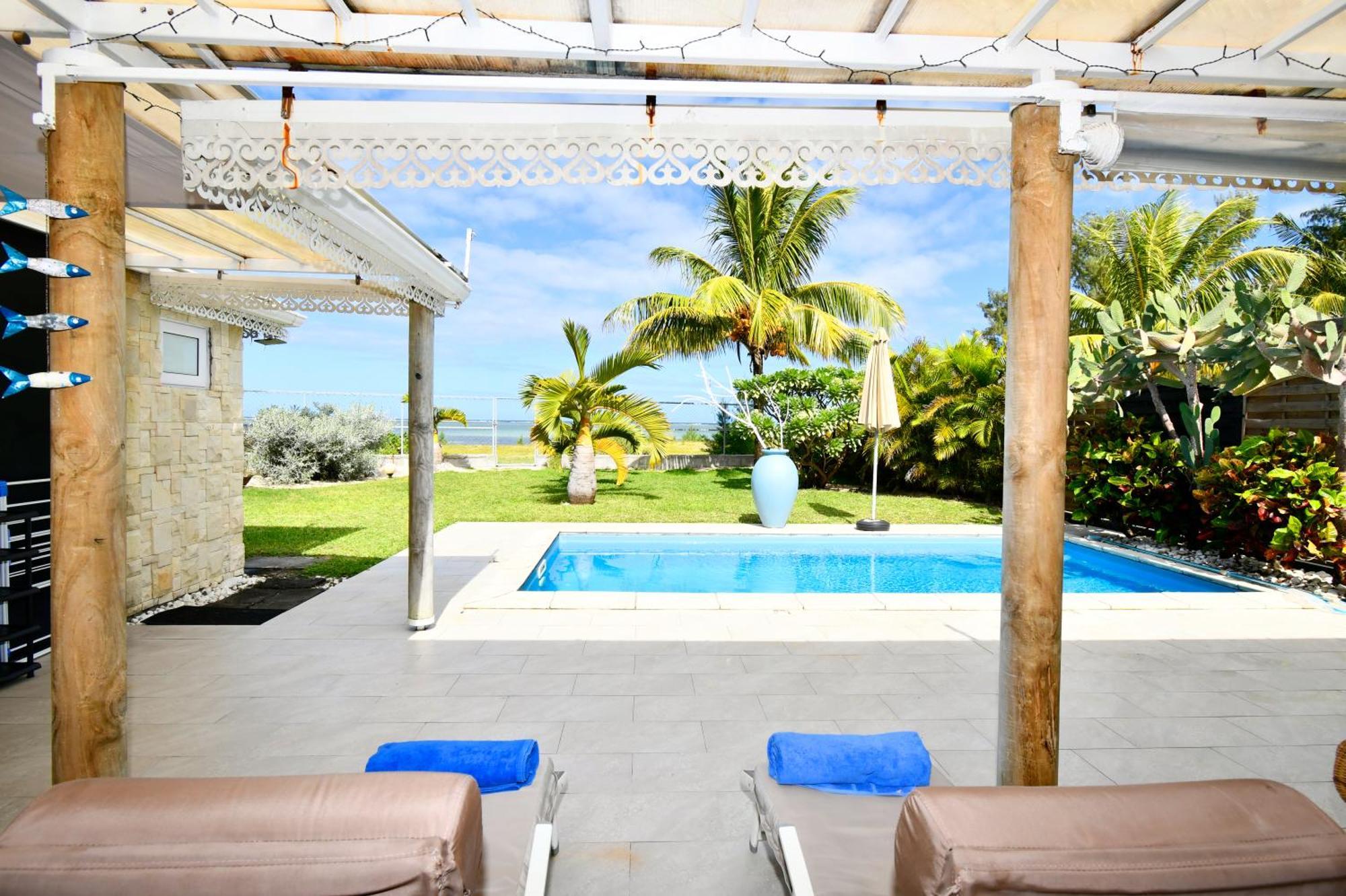 Chalet Kestrel With Pool On The Beach Riambel Extérieur photo