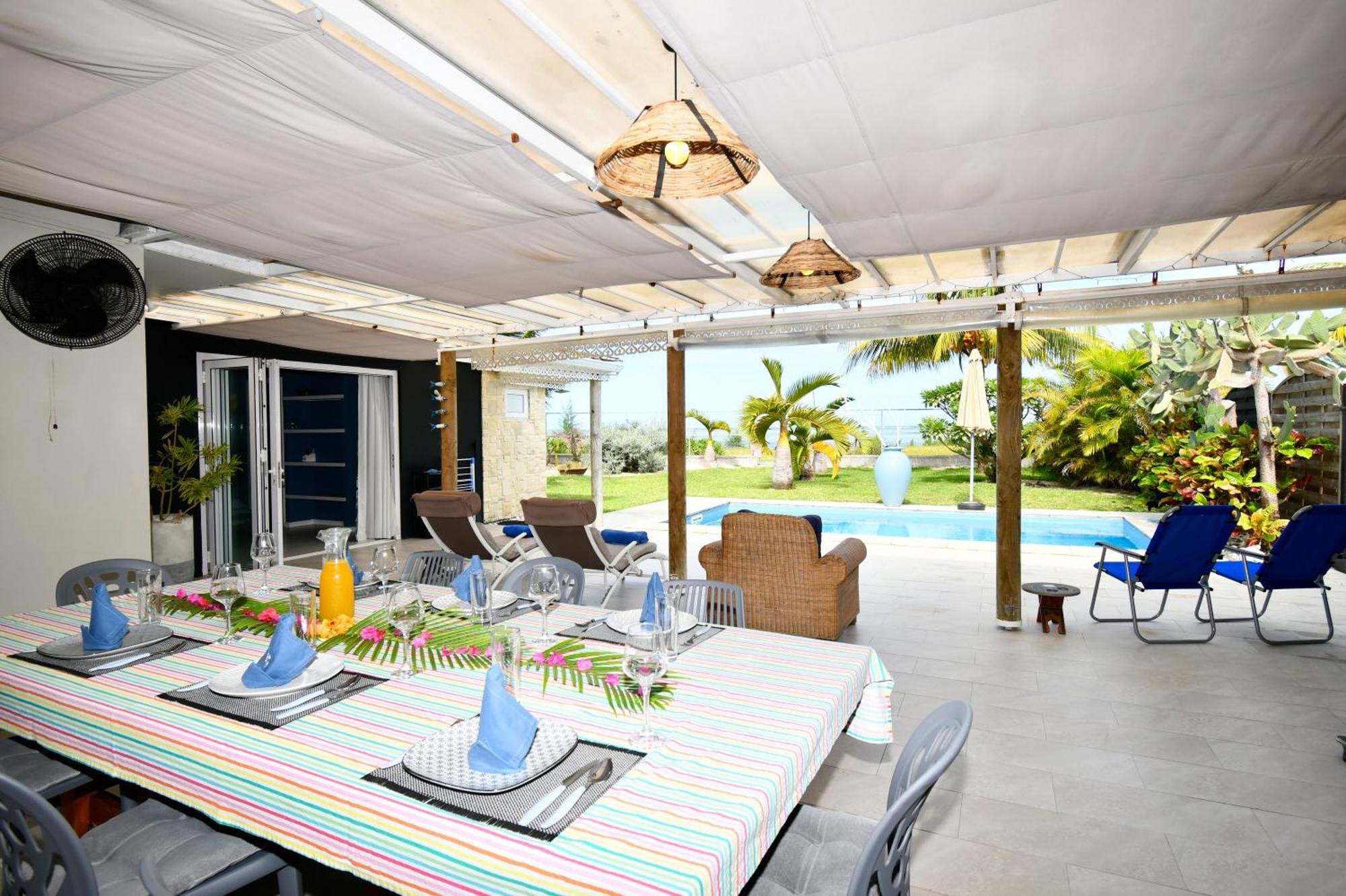 Chalet Kestrel With Pool On The Beach Riambel Extérieur photo