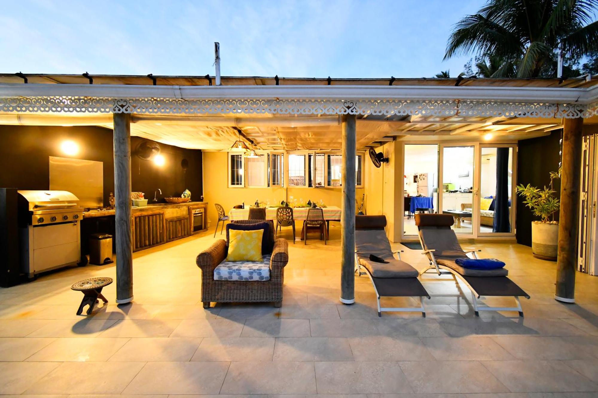 Chalet Kestrel With Pool On The Beach Riambel Extérieur photo